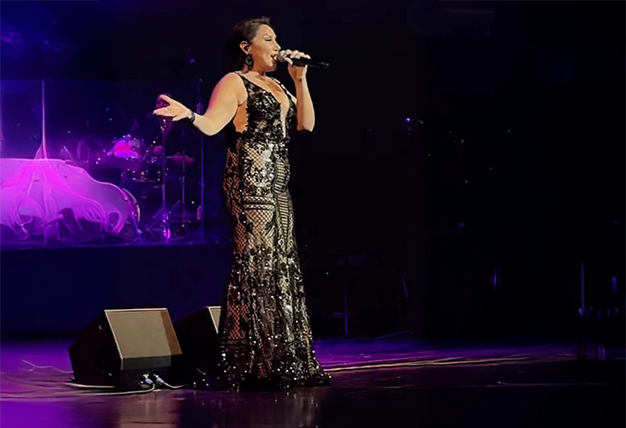 Pınar Çubukçu’dan Kayahan’a vefa dolu gece