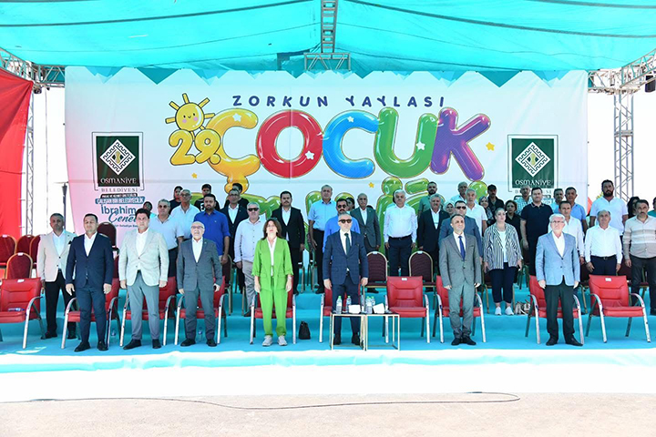 Osmaniye’de 29. Zorkun Çocuk Şenliği Renkli Görüntülere Ev Sahipliği Yaptı