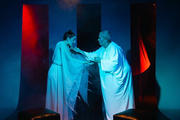 Şairler Mezarlığı yeni sezonda da seyircisiyle buluşmaya devam ediyor