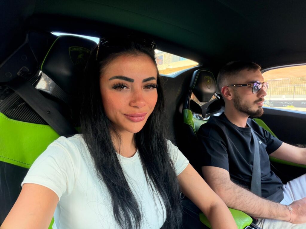 Aşklarını “Evet”le Taçlandırıyorlar: Gamze ve Gökhan’ın Haziran Düğünü Şimdiden Gündemde!